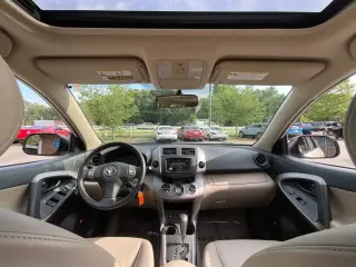Toyota RAV4 2007 Limited 4dr SUV 4WD V6