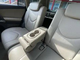 Toyota RAV4 2007 Limited 4dr SUV 4WD V6