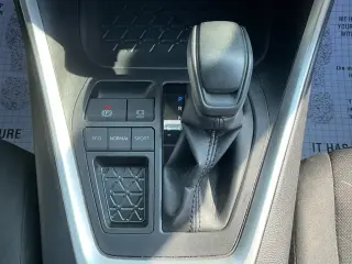 Toyota RAV4 2019 XLE 4dr SUV