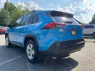 Toyota RAV4 2019 XLE 4dr SUV