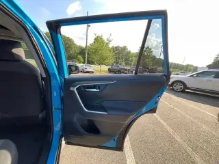 Toyota RAV4 2019 XLE 4dr SUV