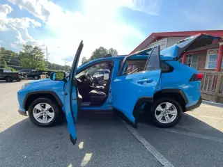 Toyota RAV4 2019 XLE 4dr SUV