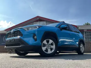 Toyota RAV4 2019 XLE 4dr SUV