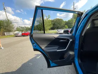Toyota RAV4 2019 XLE 4dr SUV