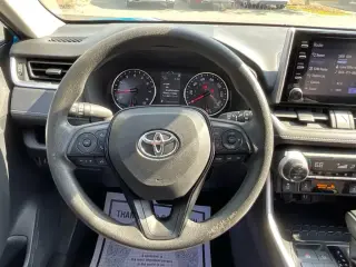 Toyota RAV4 2019 XLE 4dr SUV