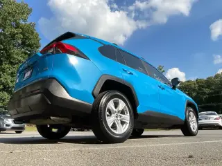 Toyota RAV4 2019 XLE 4dr SUV