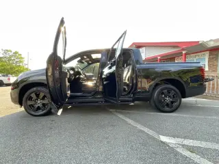 Honda Ridgeline 2017 AWD Black Edition 4dr Crew Cab 5.3 ft. SB