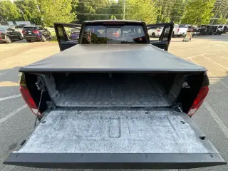 Honda Ridgeline 2017 AWD Black Edition 4dr Crew Cab 5.3 ft. SB
