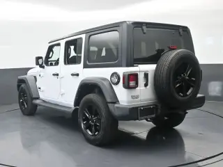 Jeep Wrangler Unlimited 2022 4x4 Sport 4dr SUV