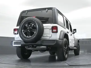 Jeep Wrangler Unlimited 2022 4x4 Sport 4dr SUV