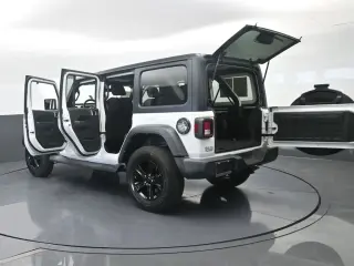 Jeep Wrangler Unlimited 2022 4x4 Sport 4dr SUV