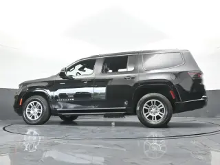Jeep Wagoneer 2023 4x4 4dr SUV