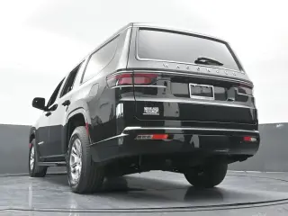 Jeep Wagoneer 2023 4x4 4dr SUV