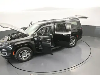 Jeep Wagoneer 2023 4x4 4dr SUV
