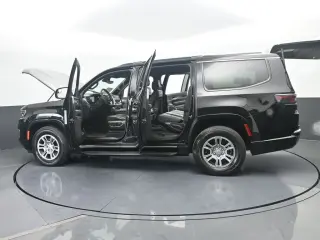Jeep Wagoneer 2023 4x4 4dr SUV