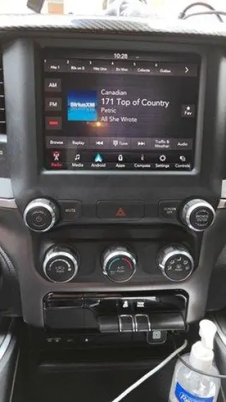 Ram 1500 2019 4x2 Big Horn 4dr Crew Cab 5.6 ft. SB Pickup