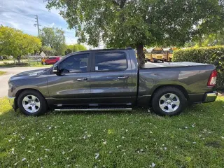 Ram 1500 2019 4x2 Big Horn 4dr Crew Cab 5.6 ft. SB Pickup