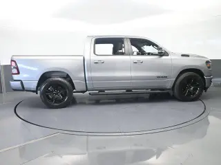 Ram 1500 2021 4x2 Big Horn 4dr Crew Cab 5.6 ft. SB Pickup