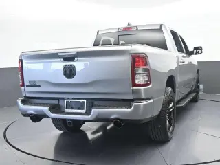 Ram 1500 2021 4x2 Big Horn 4dr Crew Cab 5.6 ft. SB Pickup