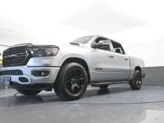 Ram 1500 2021 4x2 Big Horn 4dr Crew Cab 5.6 ft. SB Pickup