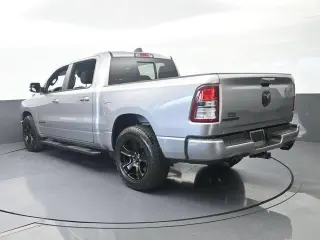 Ram 1500 2021 4x2 Big Horn 4dr Crew Cab 5.6 ft. SB Pickup