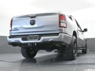 Ram 1500 2021 4x2 Big Horn 4dr Crew Cab 5.6 ft. SB Pickup