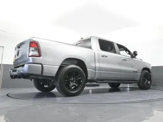 Ram 1500 2021 4x2 Big Horn 4dr Crew Cab 5.6 ft. SB Pickup