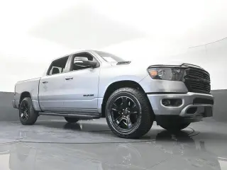 Ram 1500 2021 4x2 Big Horn 4dr Crew Cab 5.6 ft. SB Pickup
