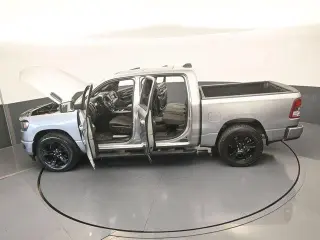 Ram 1500 2021 4x2 Big Horn 4dr Crew Cab 5.6 ft. SB Pickup