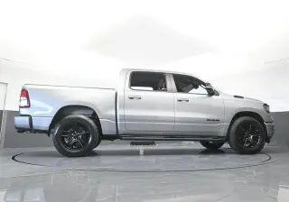 Ram 1500 2021 4x2 Big Horn 4dr Crew Cab 5.6 ft. SB Pickup