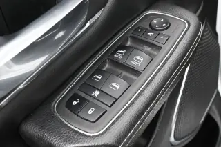 Ram 1500 2024 4x2 Laramie 4dr Crew Cab 5.6 ft. SB Pickup