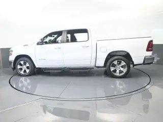 Ram 1500 2024 4x2 Laramie 4dr Crew Cab 5.6 ft. SB Pickup