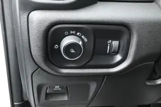 Ram 1500 2024 4x2 Laramie 4dr Crew Cab 5.6 ft. SB Pickup
