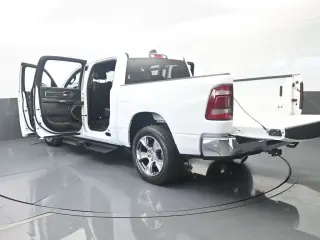 Ram 1500 2024 4x2 Laramie 4dr Crew Cab 5.6 ft. SB Pickup