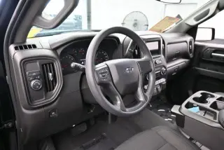 Chevrolet Silverado 1500 2025 4x2 Custom 4dr Crew Cab 5.8 ft. SB