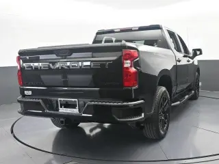 Chevrolet Silverado 1500 2025 4x2 Custom 4dr Crew Cab 5.8 ft. SB