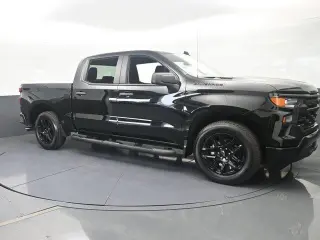 Chevrolet Silverado 1500 2025 4x2 Custom 4dr Crew Cab 5.8 ft. SB