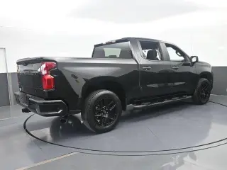 Chevrolet Silverado 1500 2025 4x2 Custom 4dr Crew Cab 5.8 ft. SB