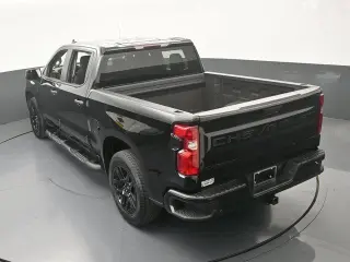 Chevrolet Silverado 1500 2025 4x2 Custom 4dr Crew Cab 5.8 ft. SB