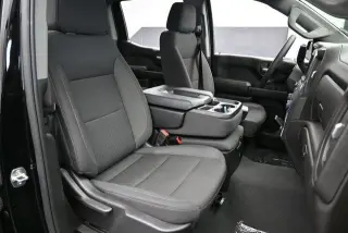 Chevrolet Silverado 1500 2025 4x2 Custom 4dr Crew Cab 5.8 ft. SB