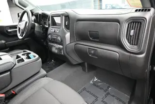 Chevrolet Silverado 1500 2025 4x2 Custom 4dr Crew Cab 5.8 ft. SB