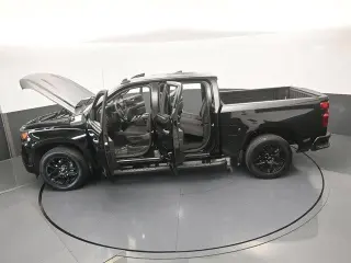 Chevrolet Silverado 1500 2025 4x2 Custom 4dr Crew Cab 5.8 ft. SB