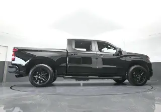 Chevrolet Silverado 1500 2025 4x2 Custom 4dr Crew Cab 5.8 ft. SB