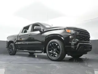 Chevrolet Silverado 1500 2025 4x2 Custom 4dr Crew Cab 5.8 ft. SB