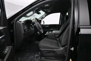 Chevrolet Silverado 1500 2025 4x2 Custom 4dr Crew Cab 5.8 ft. SB