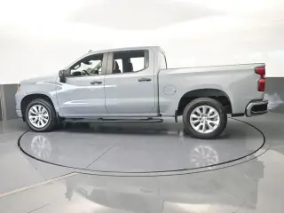 Chevrolet Silverado 1500 2024 4x2 Custom 4dr Crew Cab 5.8 ft. SB