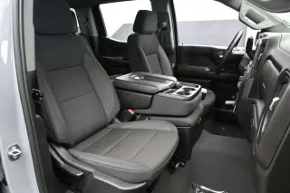Chevrolet Silverado 1500 2024 4x2 Custom 4dr Crew Cab 5.8 ft. SB