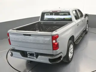 Chevrolet Silverado 1500 2024 4x2 Custom 4dr Crew Cab 5.8 ft. SB