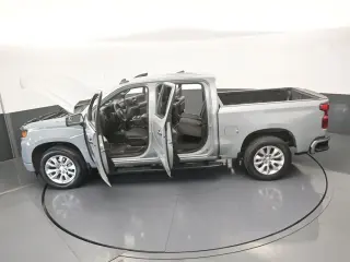 Chevrolet Silverado 1500 2024 4x2 Custom 4dr Crew Cab 5.8 ft. SB
