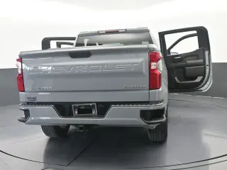 Chevrolet Silverado 1500 2024 4x2 Custom 4dr Crew Cab 5.8 ft. SB